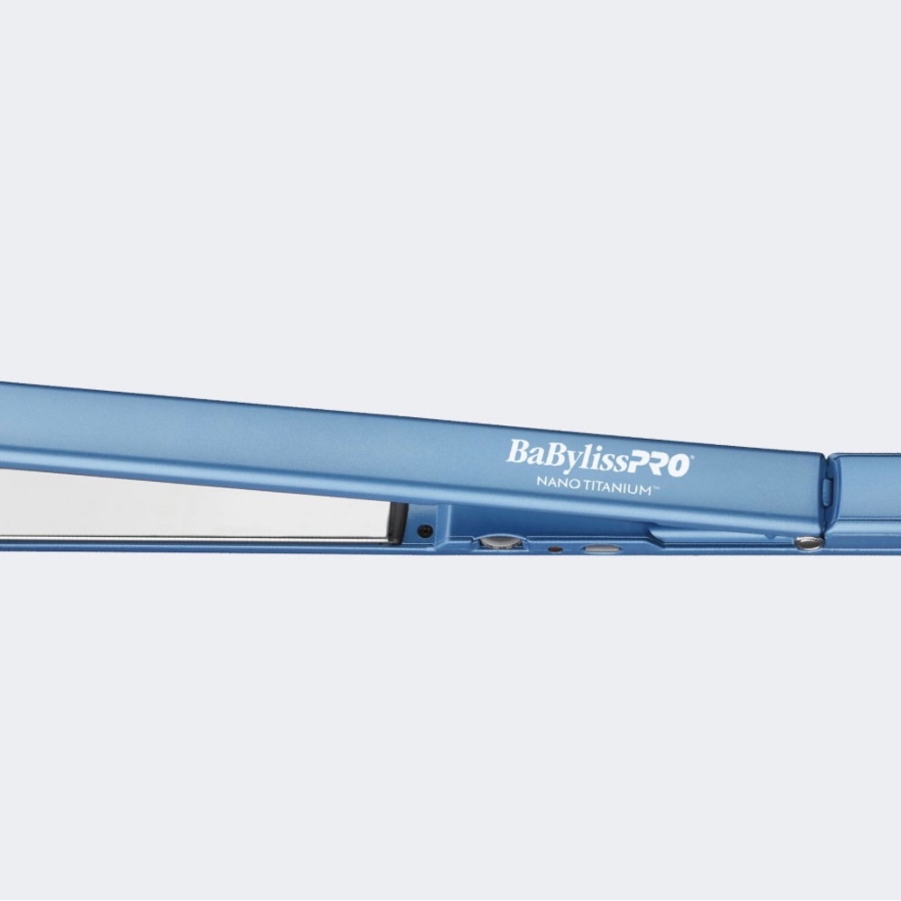 BaBylissPRO Nano Titanium Blue Flat Iron